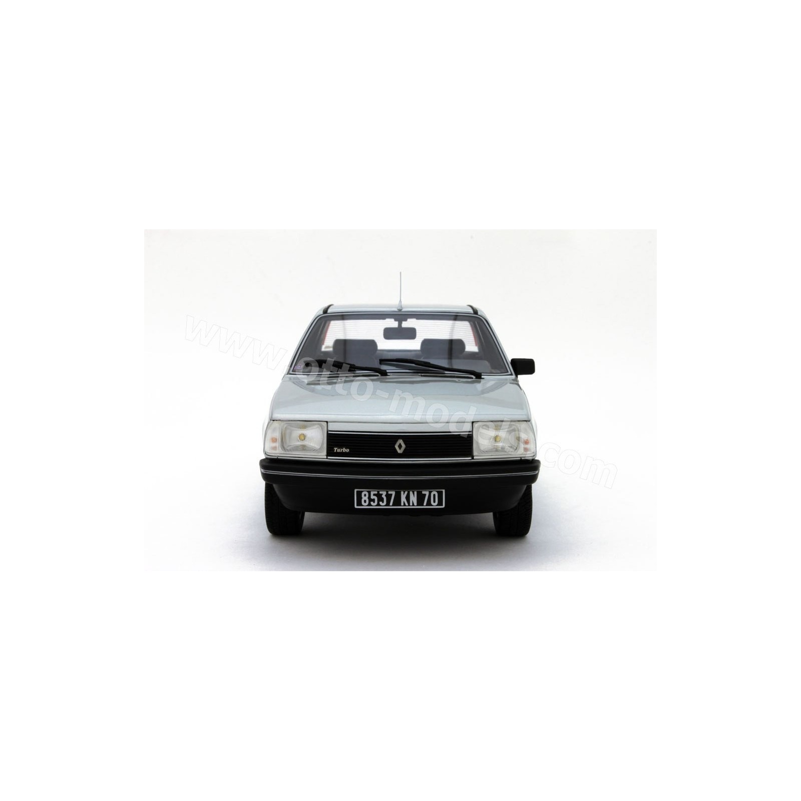 Renault 18 Ph.2 Turbo Argent 620 1984