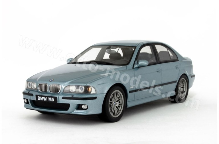 BMW E39 M5 Silverwater Blue 2000