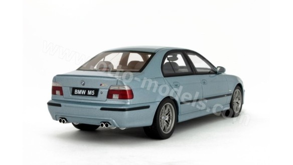 BMW E39 M5 Silverwater Blue 2000