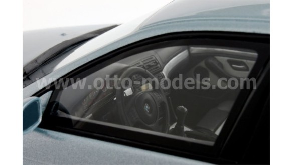 BMW E39 M5 Silverwater Blue 2000