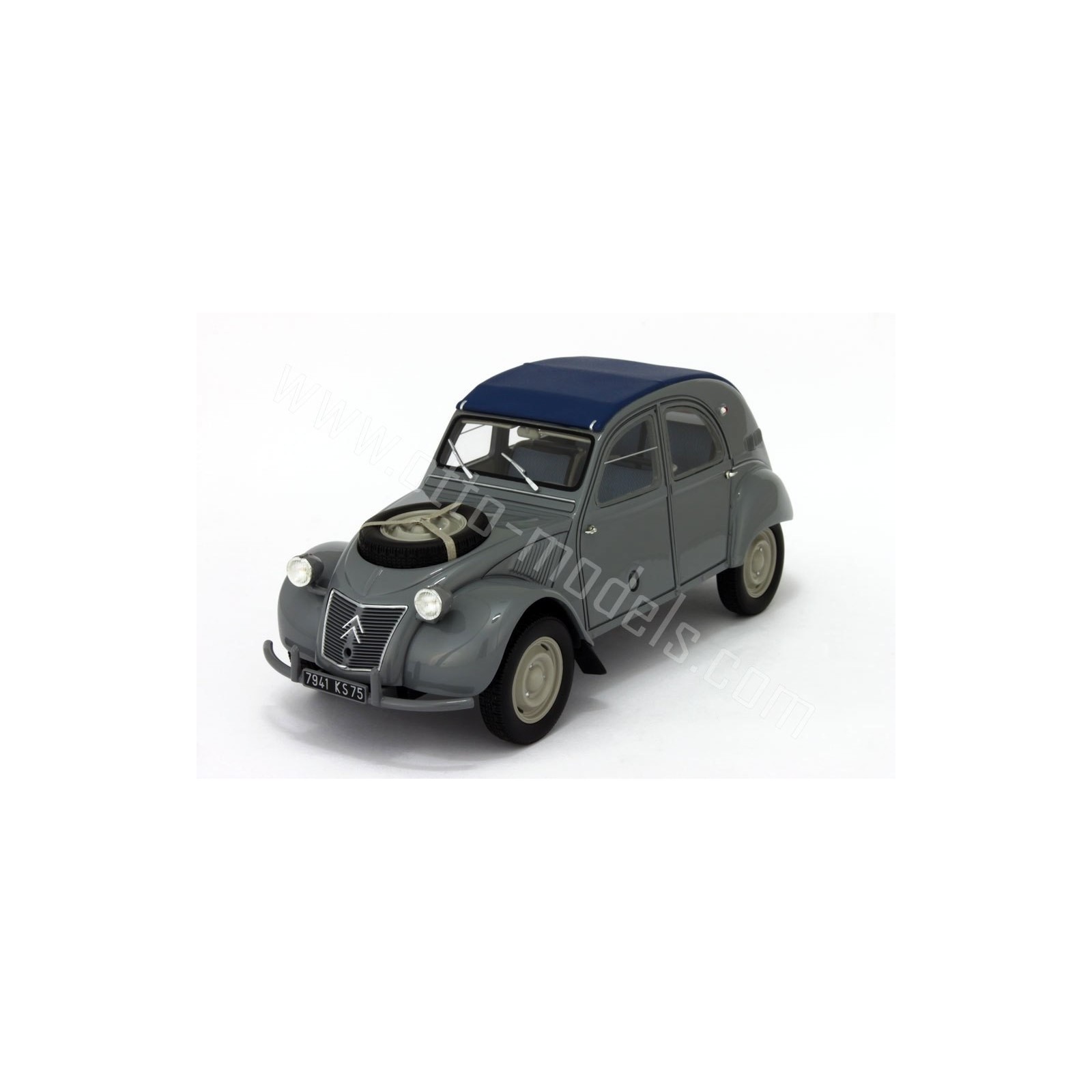 Citroën 2CV Sahara Gris Clair AC132 1961