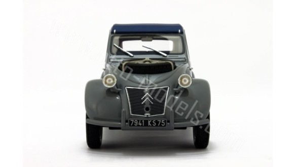 Citroën 2CV Sahara Gris Clair AC132 1961