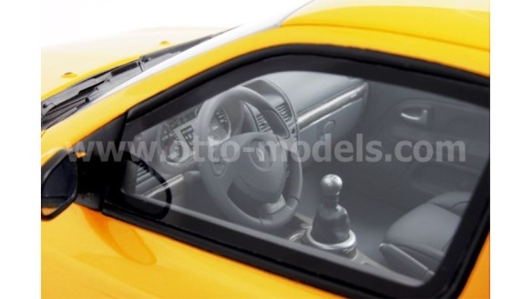Renault Clio Ph.2 V6 Sirius Yellow 2003