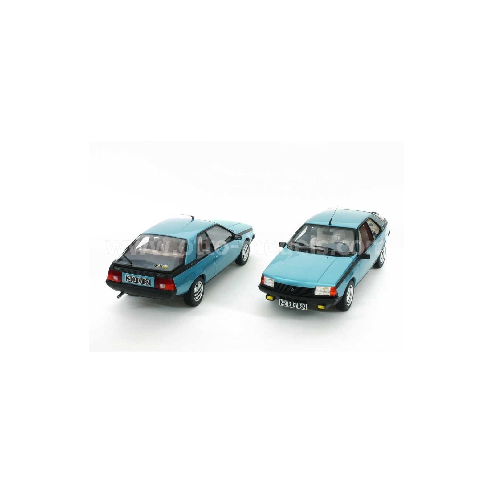 Renault Fuego GTX 2L Bleu Saphir 1982