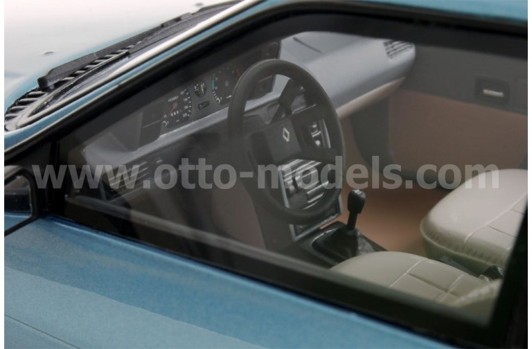 Renault Fuego GTX 2L Bleu Saphir 1982