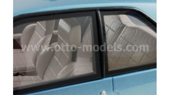 Renault Fuego GTX 2L Bleu Saphir 1982