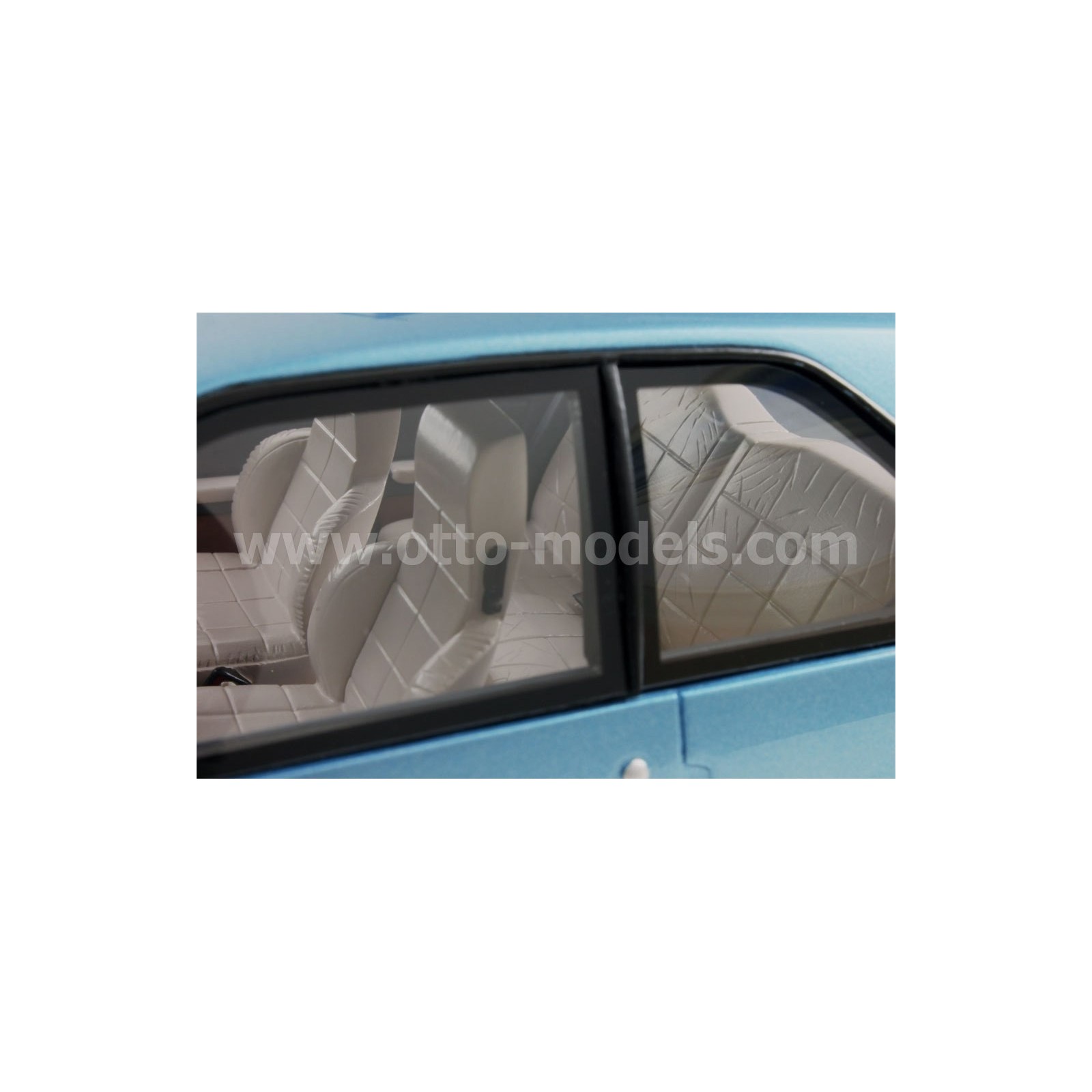 Renault Fuego GTX 2L Bleu Saphir 1982