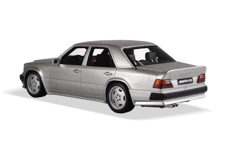 Mercedes-Benz 300 (W124) E 5.6 AMG Brillantsilber 1987