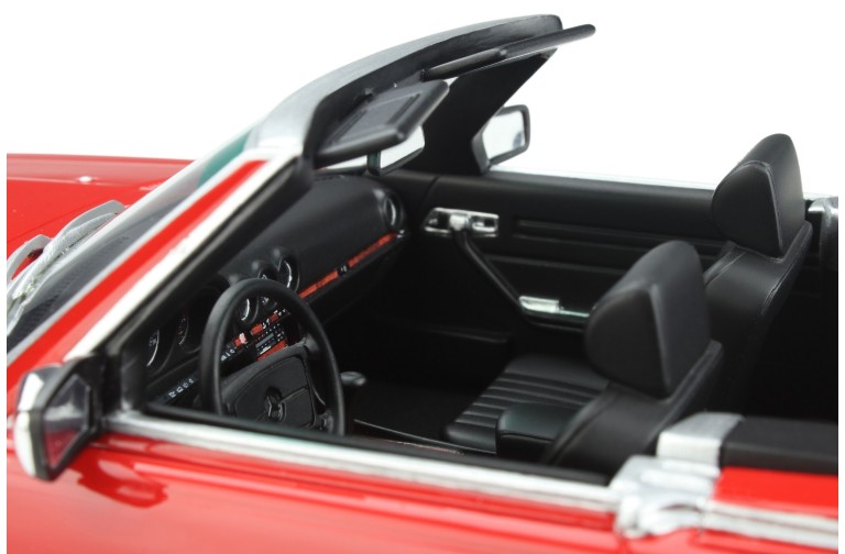 Mercedes-Benz R107 500 SL AMG Signal Red 568 1986