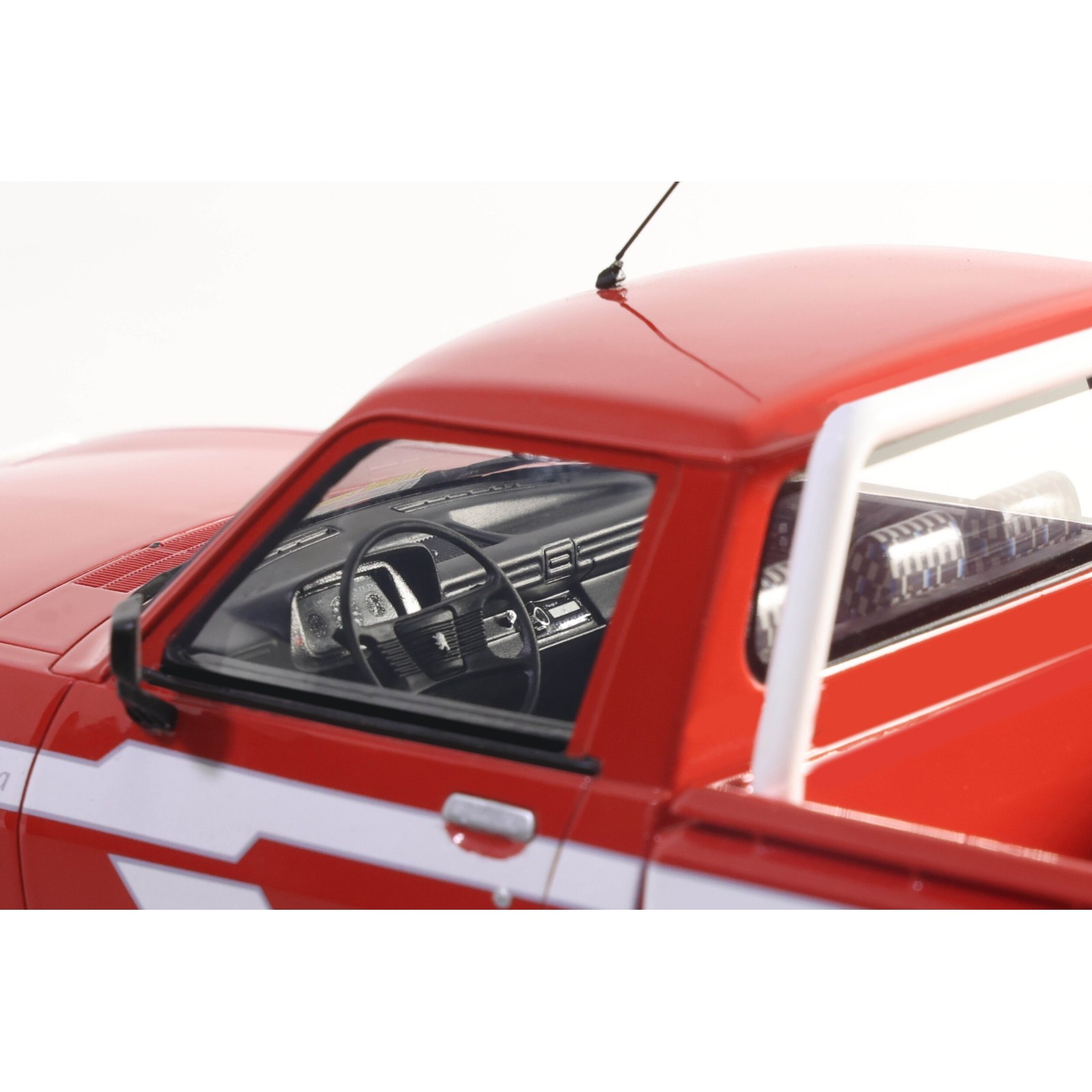 Peugeot 504 Pick Up Dangel Rouge Pompier EKB 1993