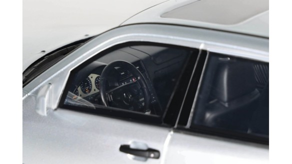 Mercedes-Benz C36 AMG W202 Brilliant Silver 1990