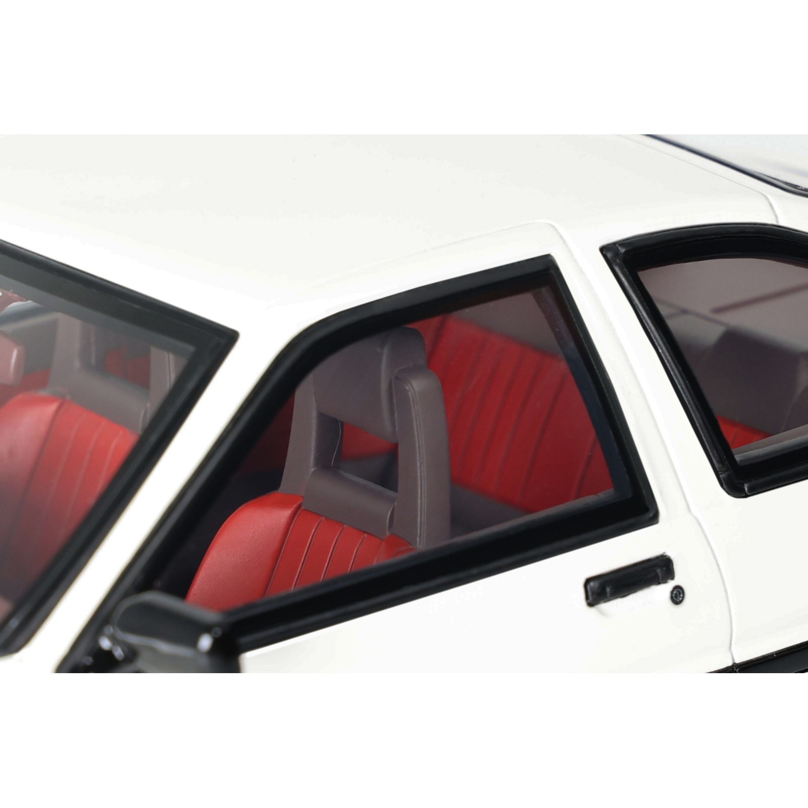 Toyota Sprinter Trueno AE86 White 1985