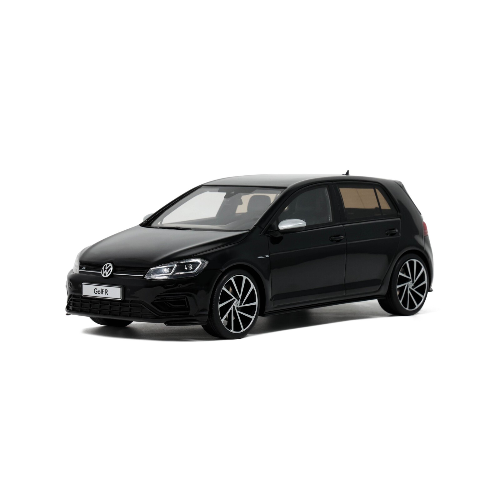 Volkswagen Golf VII R 5 doors Deep Black LC9X 2017
