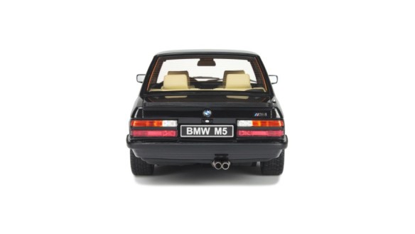 BMW E28 M5 Diamond Black 1984