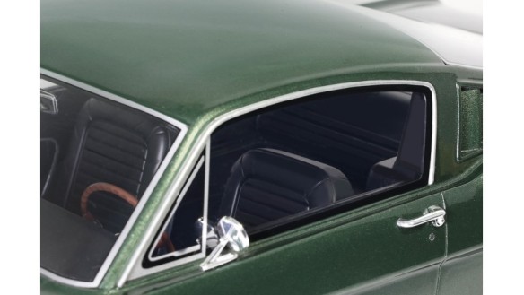 Ford Mustang Fastback Ivy Green Poly M1879 1965