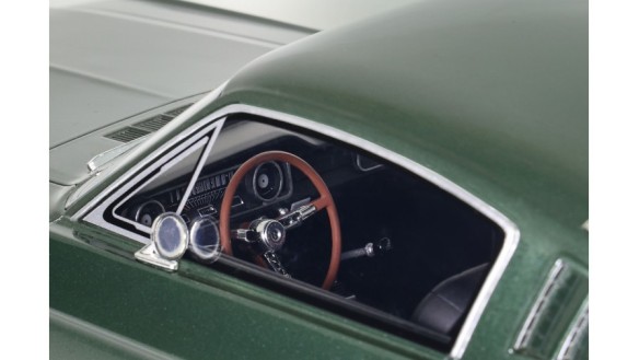 Ford Mustang Fastback Ivy Green Poly M1879 1965