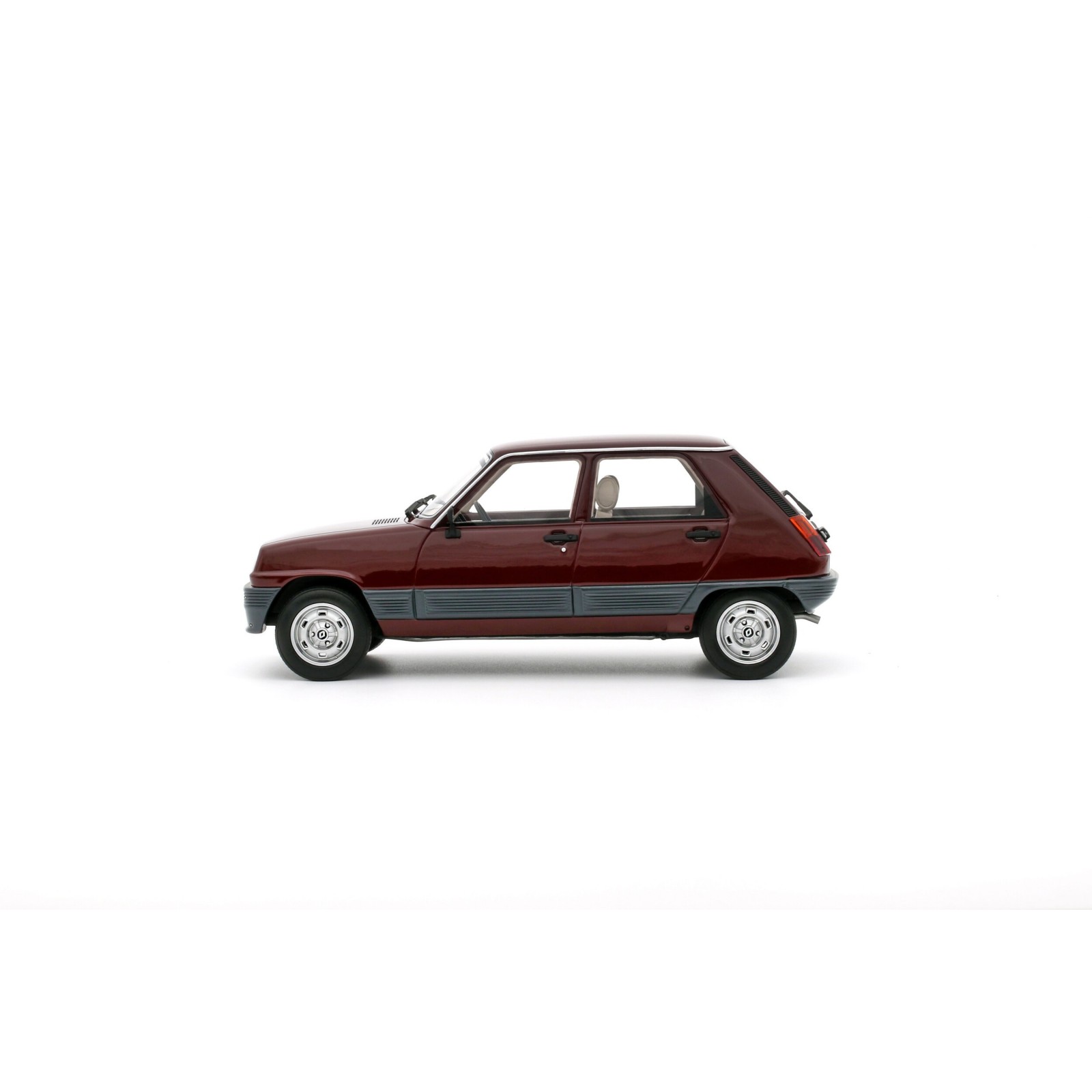 Renault 5 GTL (5 doors) Bordeaux 721 1984