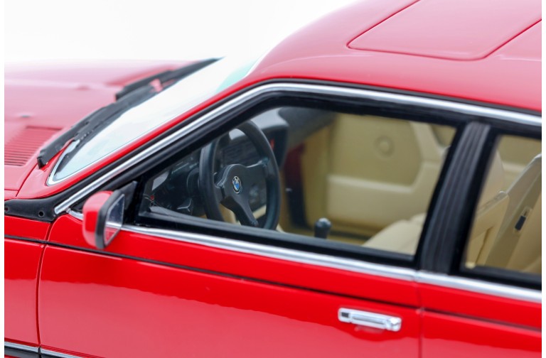 BMW E24 M6 Henna Red 1986