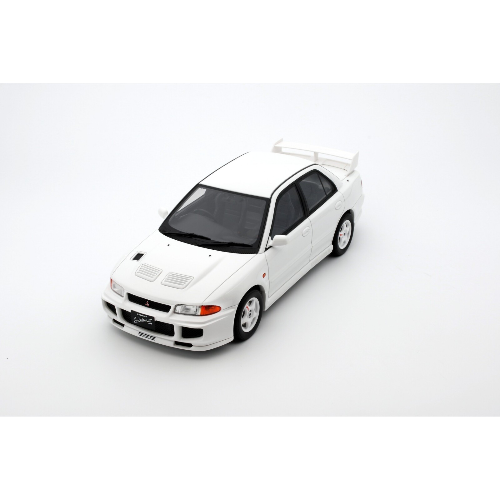 Mitsubishi Lancer Evo III Scotia White W83 1995