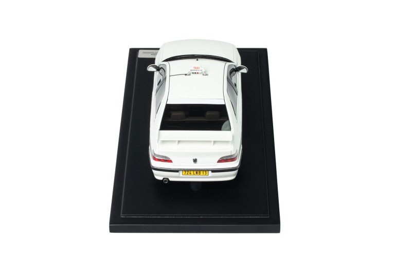 Peugeot 406 taxi Blanc Banquise 1998