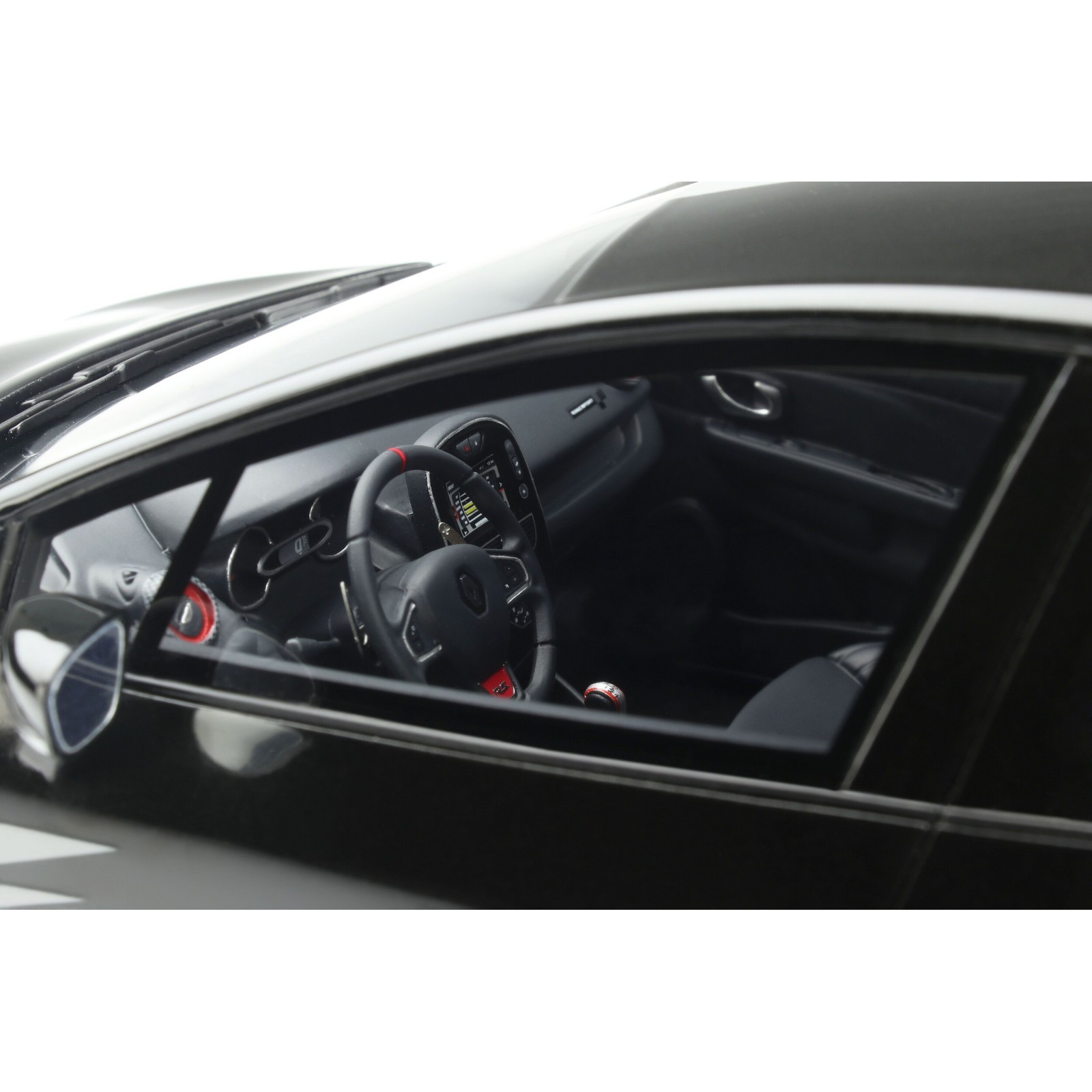 Renault Clio 4 R.S. 18 Deep Black 2018