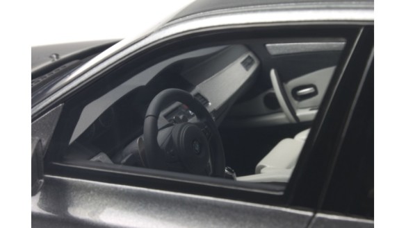 BMW E61 M5 Space Grey Metallic 2007
