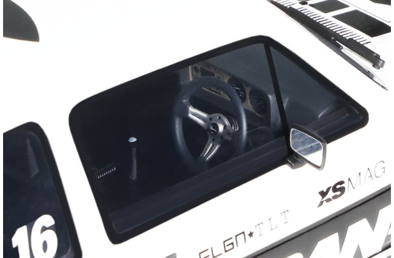 Volkswagen Golf 1 GTi Voomeran White