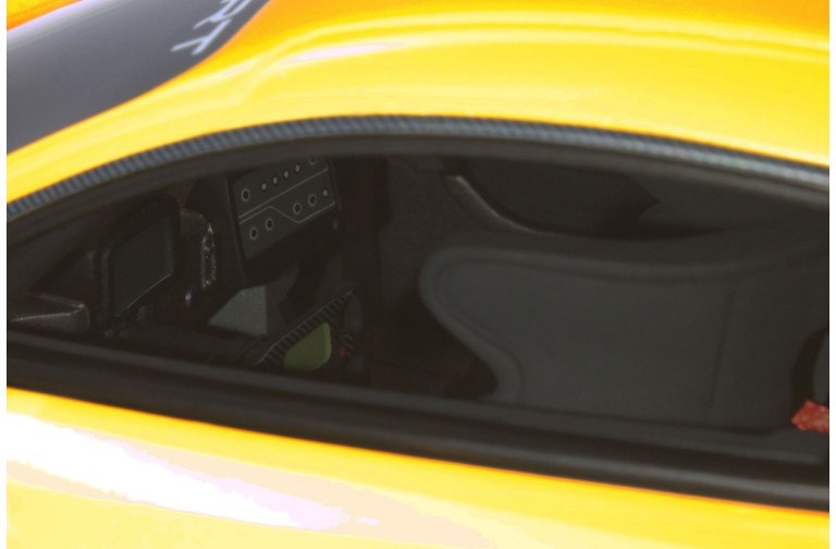 Renault R.S. 01 Yellow 2014