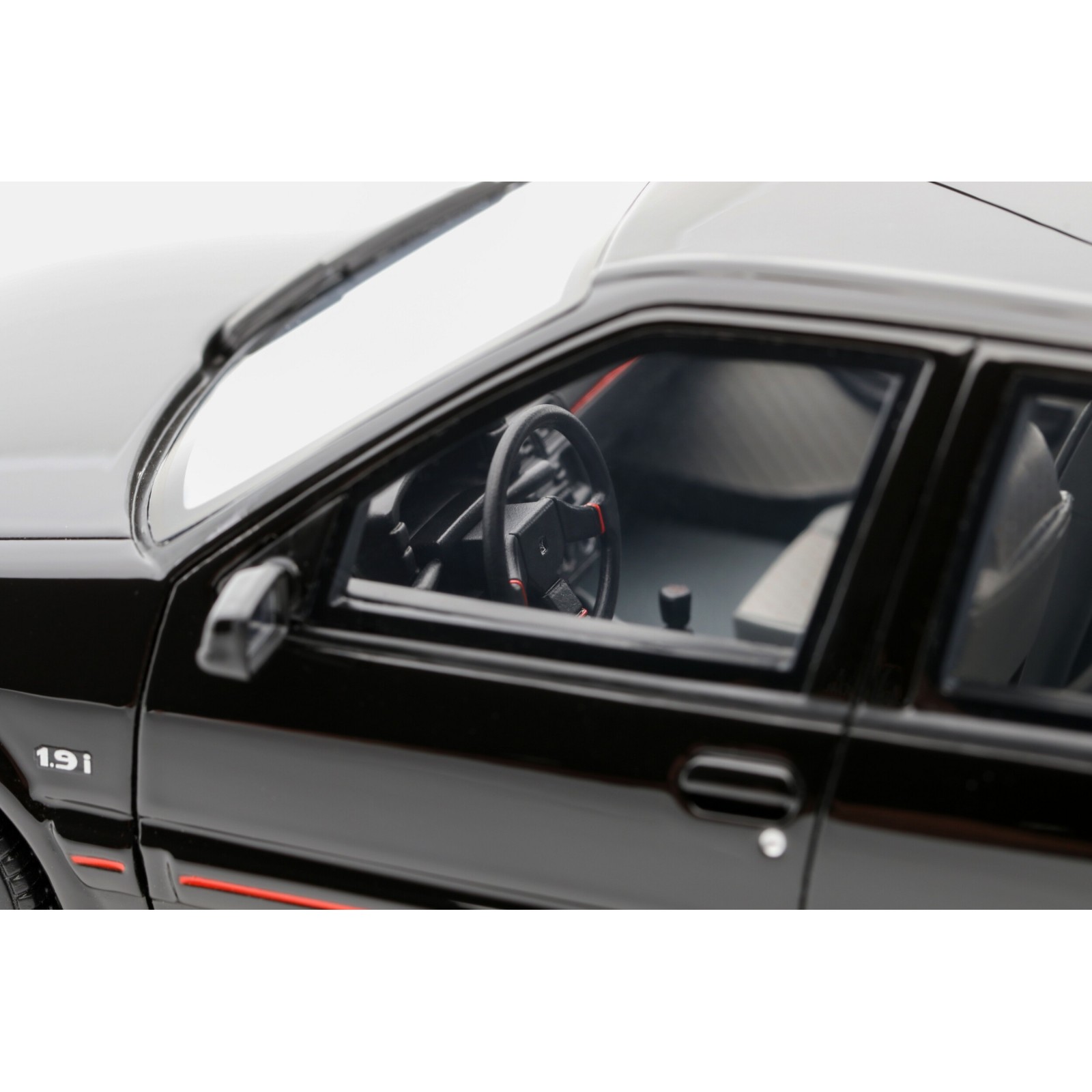 Citroën ZX Volcane 1.9i (5 Doors) Noir Onyx 1991