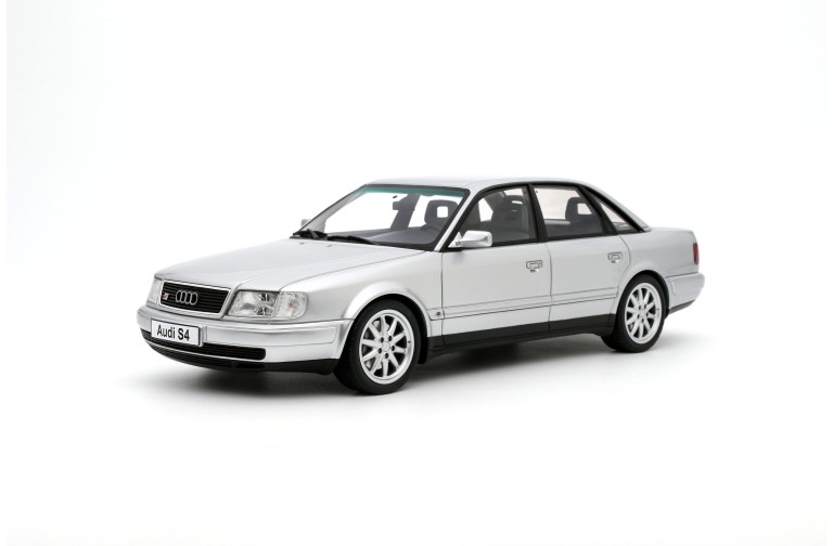 Audi S4 (C4) 4.2 V8 Crystal Silver C6 1993
