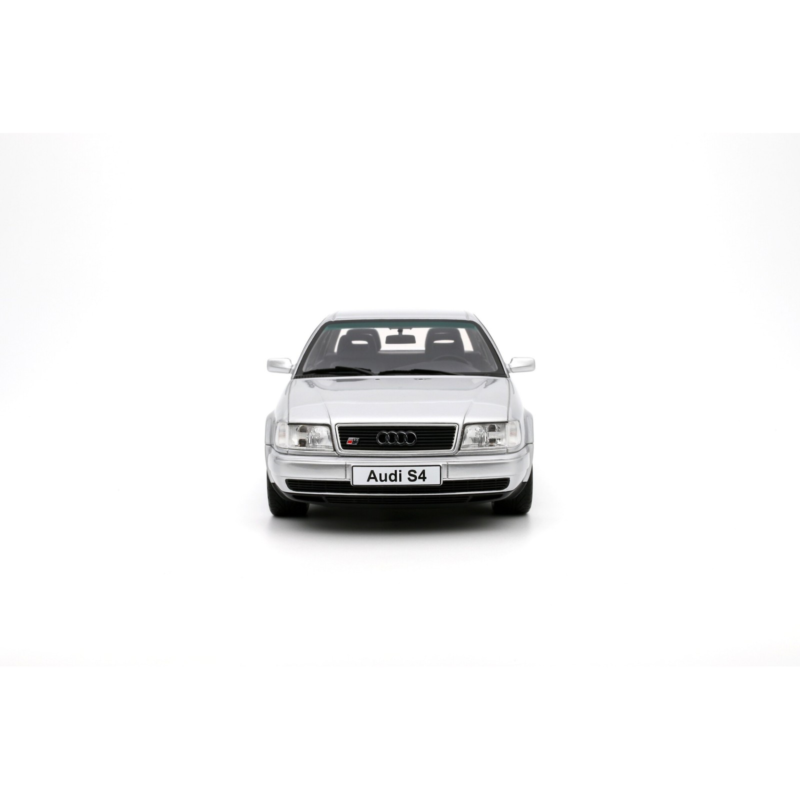 Audi S4 (C4) 4.2 V8 Crystal Silver C6 1993