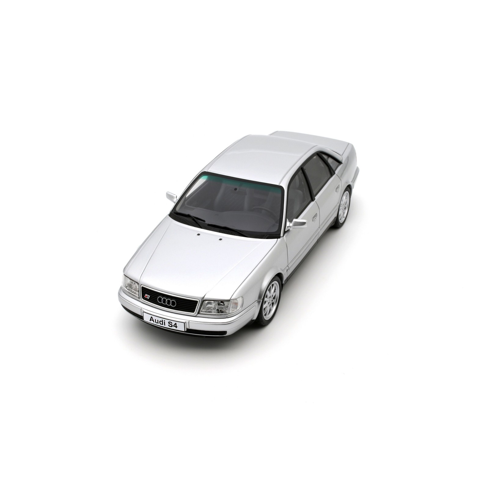 Audi S4 (C4) 4.2 V8 Crystal Silver C6 1993