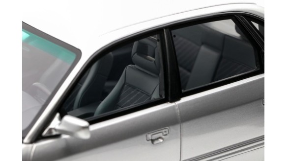 Audi S4 (C4) 4.2 V8 Crystal Silver C6 1993