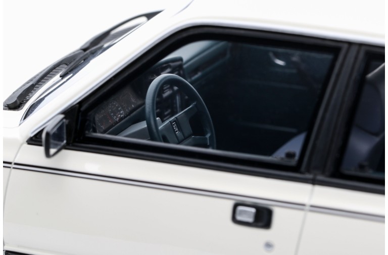 Peugeot 505 V6 Blanc Meije 1989