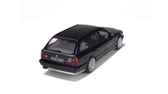 BMW E34 M5 Touring Diamond Black 1994