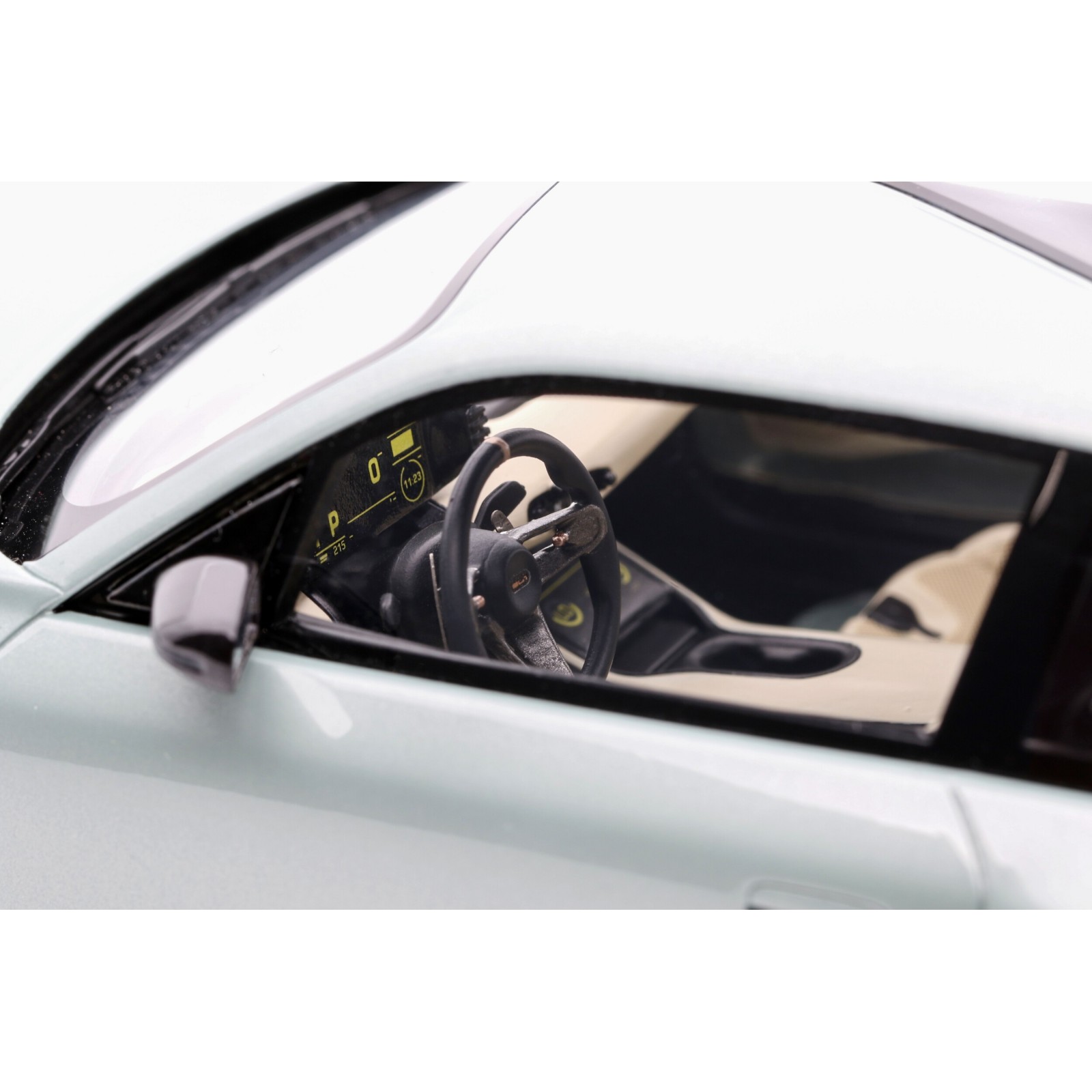 Elegend EL1 Celeste MA015.00 2021