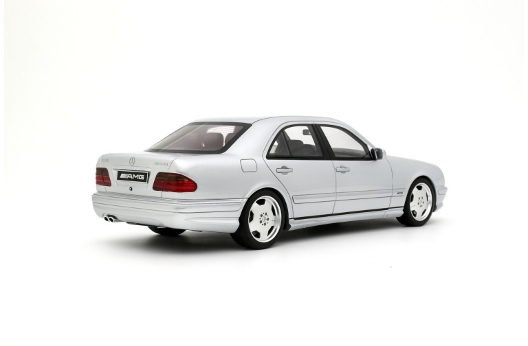 Mercedes-Benz E55 AMG W210 Brilliant Silver 744 2001