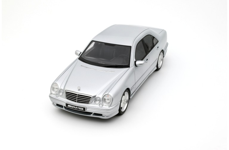 Mercedes-Benz E55 AMG W210 Brilliant Silver 744 2001
