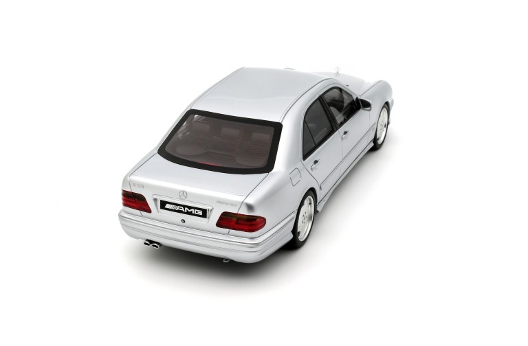 Mercedes-Benz E55 AMG W210 Brilliant Silver 744 2001