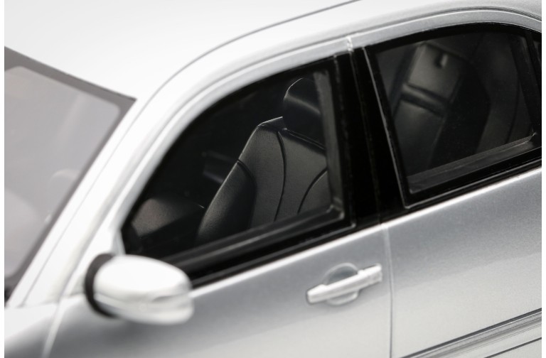 Mercedes-Benz E55 AMG W210 Brilliant Silver 744 2001