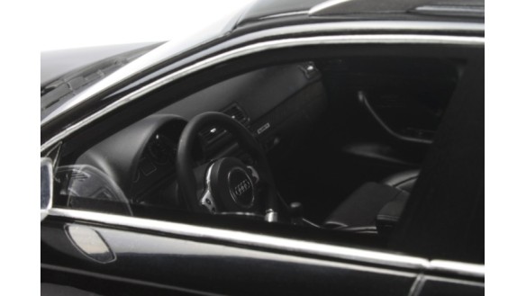 Audi RS 4 (B4) Avant Phantom Black Pearl Effect 2006
