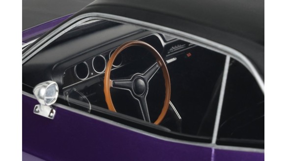 Dodge Challenger R/T Plum Crazy 1970