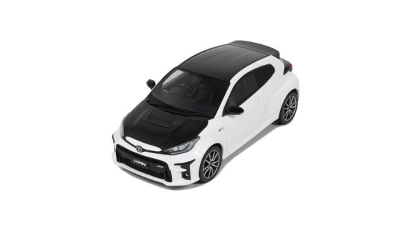 GRMN Yaris Rally Package Platinium White Pearl 2022