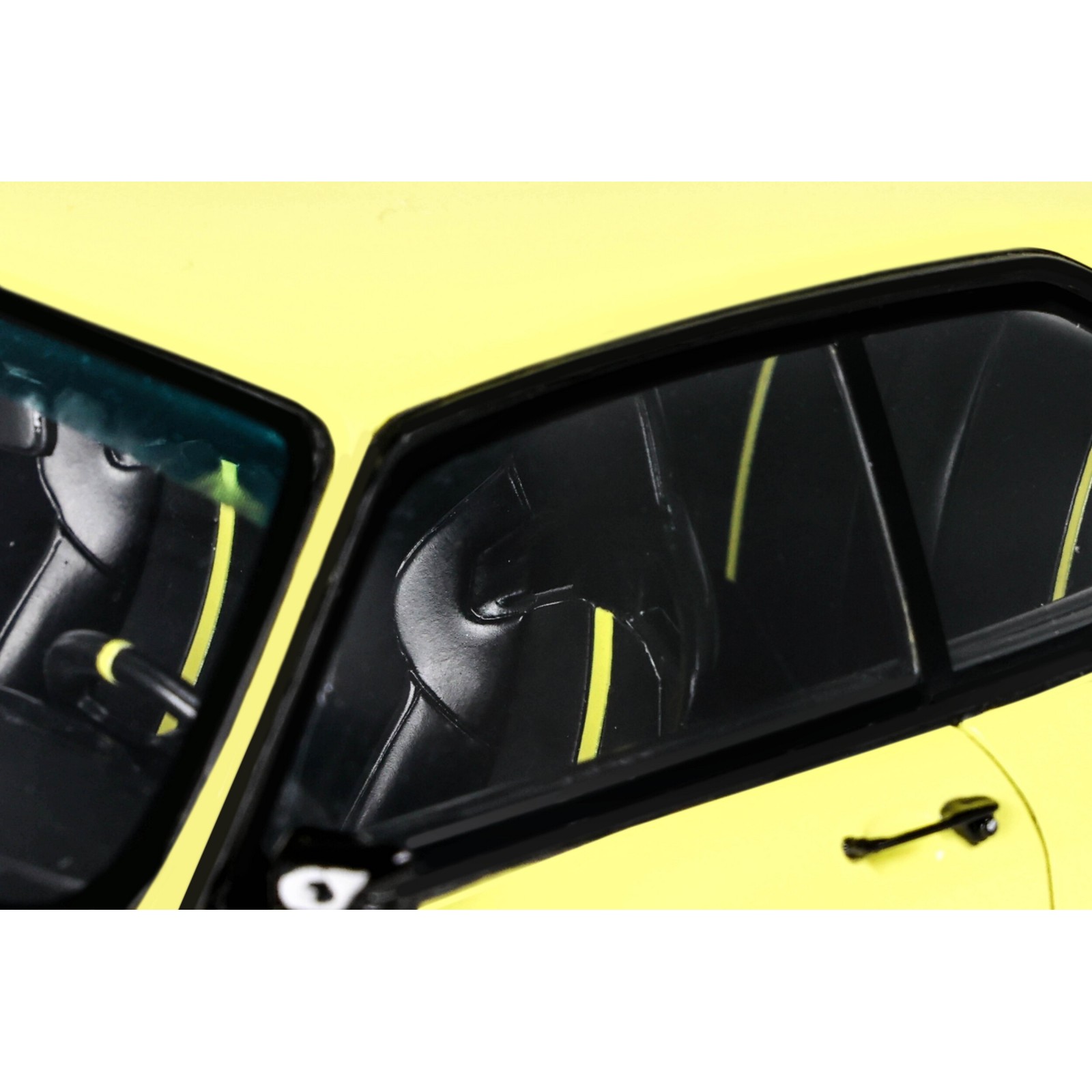 Opel Manta GSE ElektroMOD Neon Yellow 2021