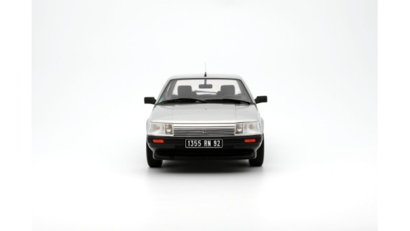 Renault 25 Phase 1 V6 Injection Argent 620 1985