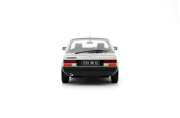 Renault 25 Phase 1 V6 Injection Argent 620 1985