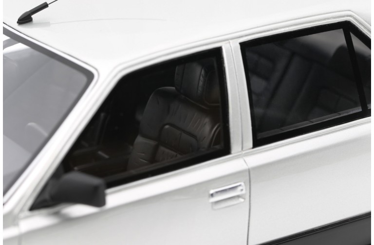 Renault 25 Phase 1 V6 Injection Argent 620 1985