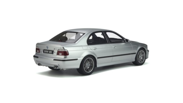 BMW E39 M5 Titanium Silver 2002