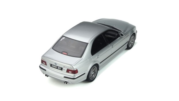 BMW E39 M5 Titanium Silver 2002