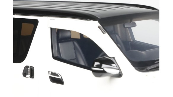 Toyota Hiace Super GL Custom Pearl White 2008